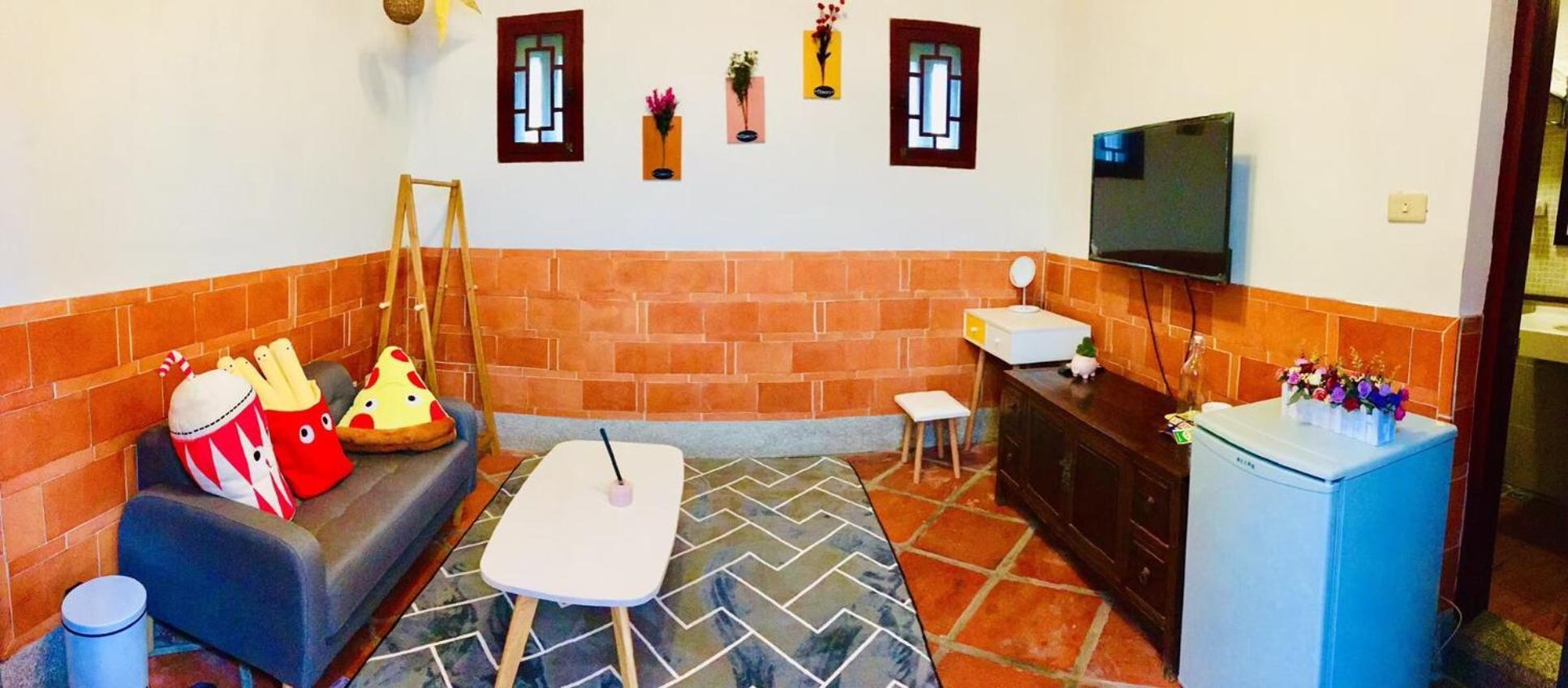 Red Tomato B&B Jinsha Bagian luar foto